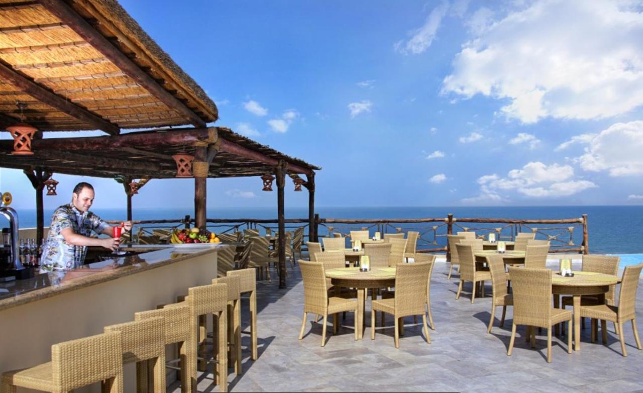 Peaceful Private Villa At Five Star Beach Resort Рас ал Хайм Екстериор снимка